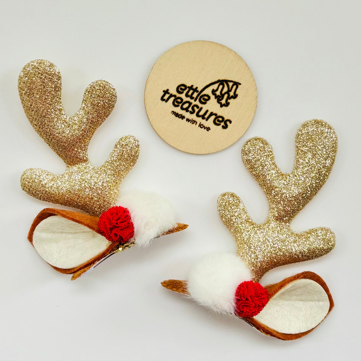 Reindeer hair clips